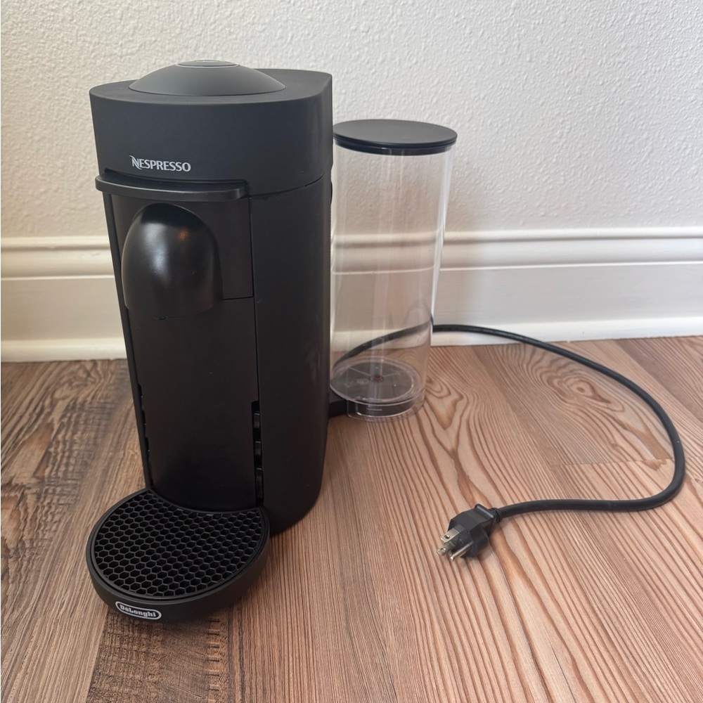 Nespresso Compact Coffee & Espresso Machine in Black